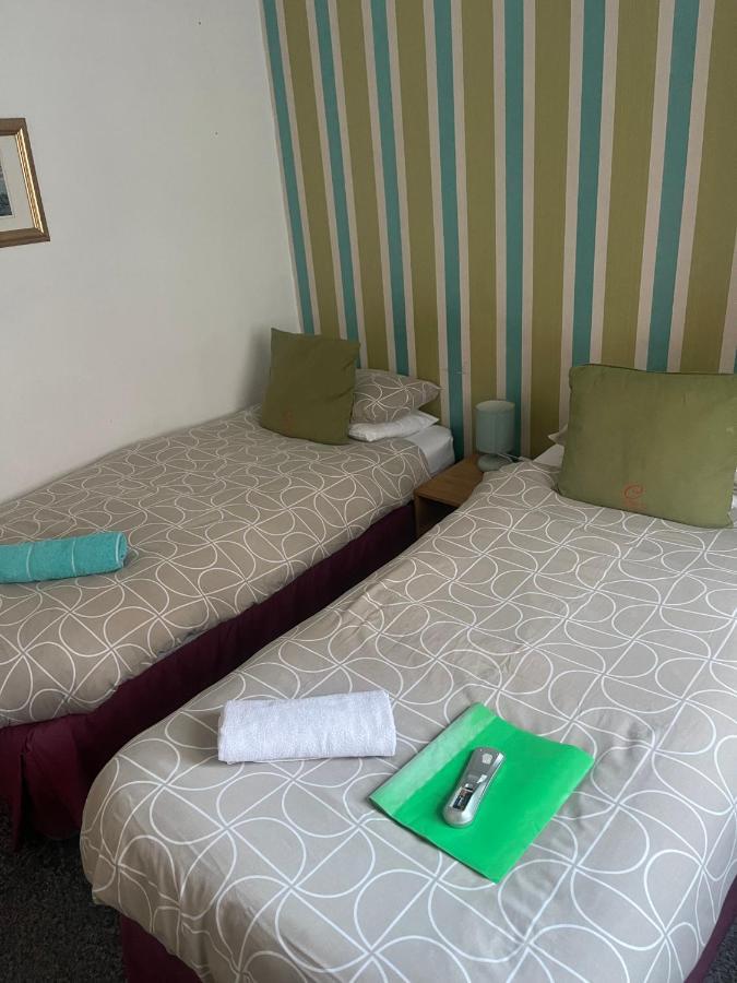 Uk Travel & Hospitality Ltd Ta Canberra Hotel Blackpool Exterior foto